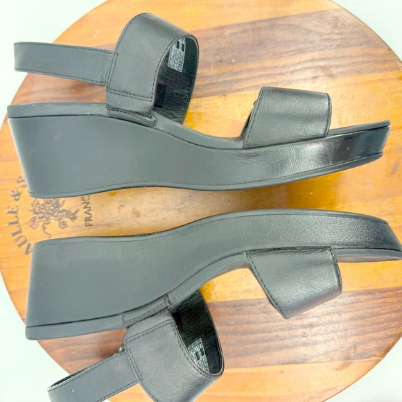 Vionic Lovell Wedge Platform Sandal Size 9 Black Leather Orthotic Comfort Buckle - Picture 4 of 13